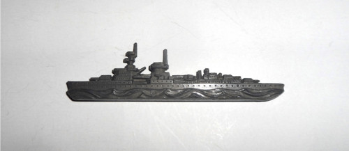 LOĎ, plastikový model — foto 5