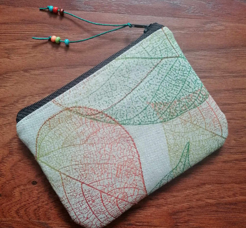 Kapsička s knoflíkem — foto 3
