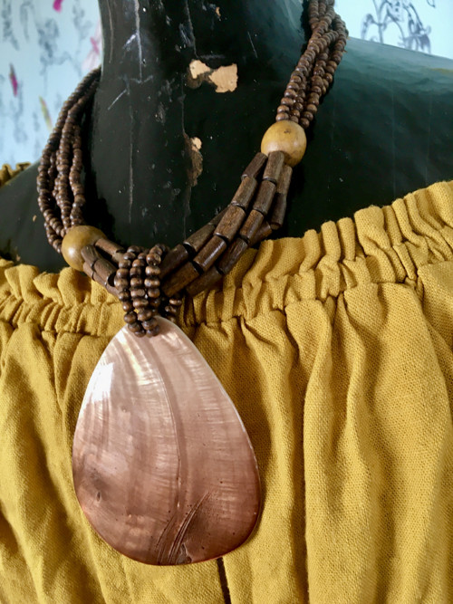 Náhrdelník etno boho s perletí — foto 3