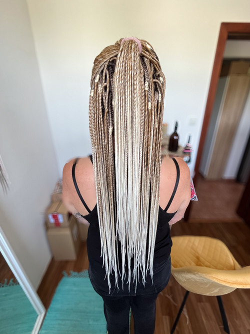 De Set Pseudodredů A Copánků (Ombré) — foto 3