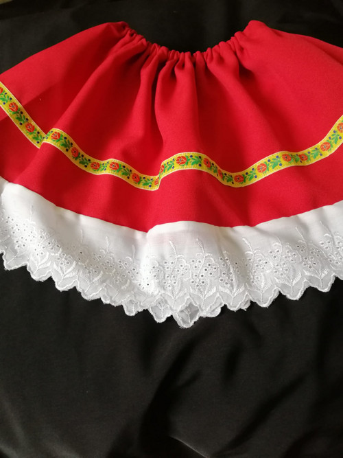 Sukýnka ke kroji. Folklor. — foto 2