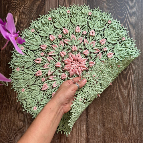 Háčkovaná dečka strukturovaná 48 cm — foto 6