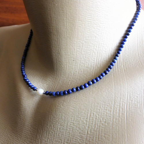 Náhrdelník - lapis lazuli, perla, nerez — foto 5