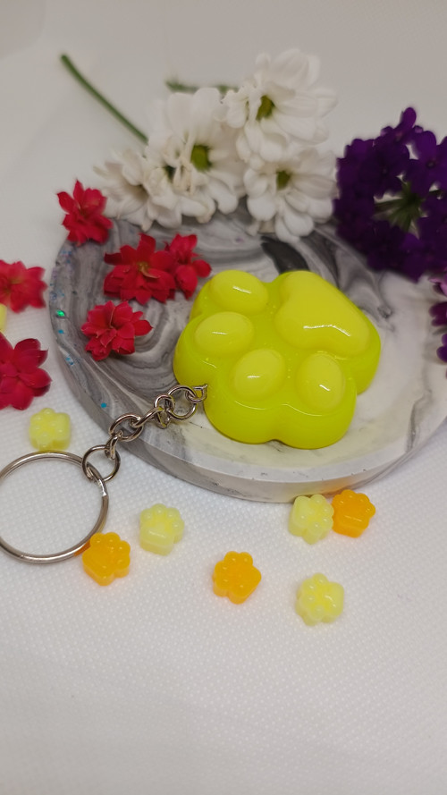 Paw Yellow Neon — foto 3