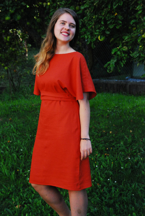 Šaty rezavé — foto 4