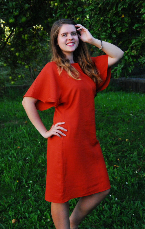 Šaty rezavé — foto 2