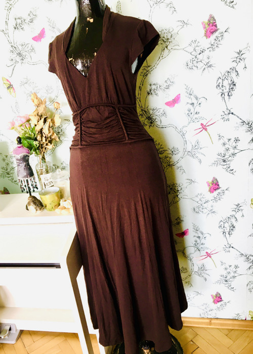 Šaty elegance v čokoládě — foto 5