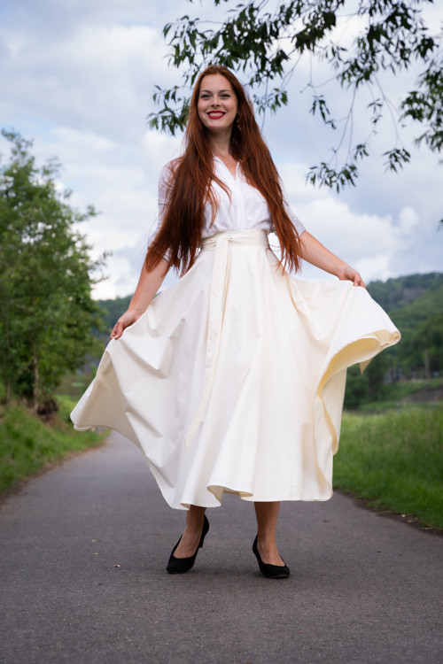 Smetanová Kolová Sukně — foto 2