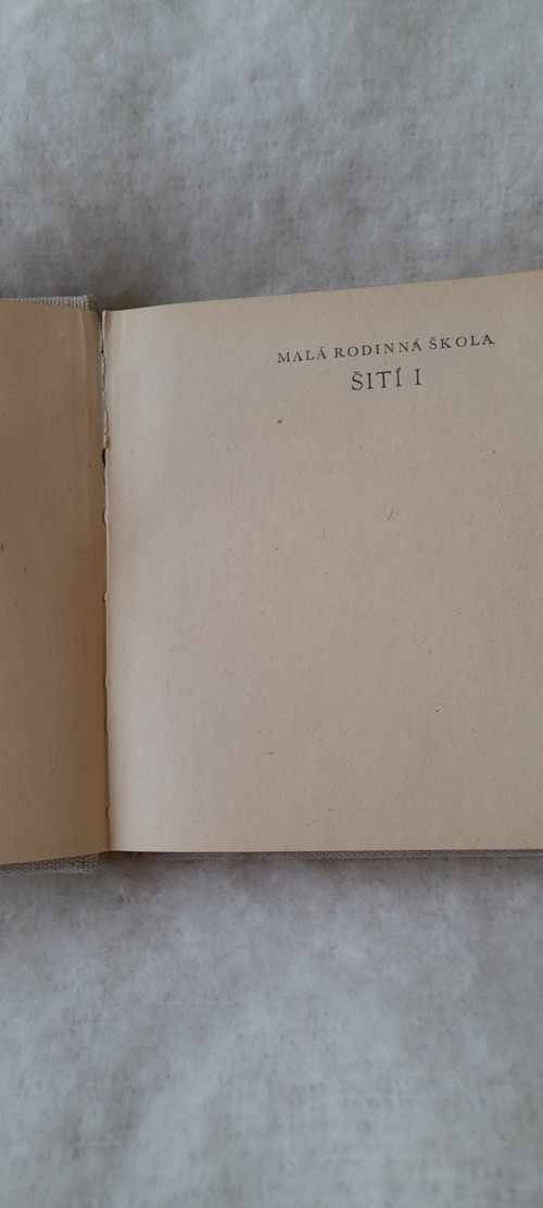 Škola šití I- II — foto 6