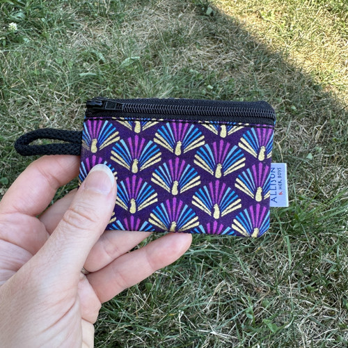 Kapsička mini Páv zlatotisk Violet — foto 2