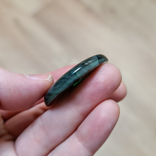 Labradorit, ID 4073, průměr 28 mm — foto 2
