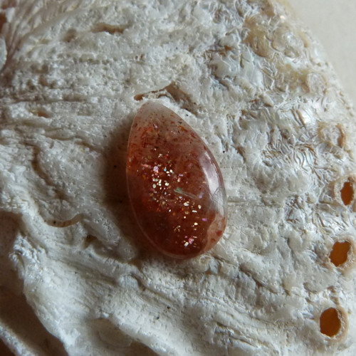 Sluneční kámen - 2,3 cm — foto 4