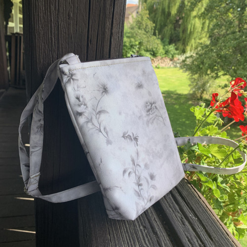 Béžová kvítka - mini kabelka — foto 3