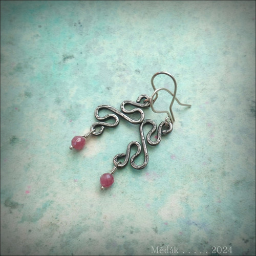 Má milá čaruje... — foto 2