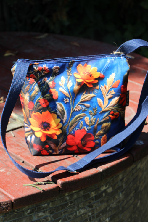 Crossbody Květy léta — foto 4