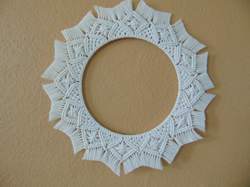 Mandala bílá-macramé dekorace — foto 3
