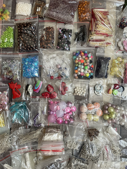 Mix korálků a komponentů — foto 4