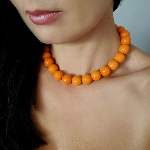 Oranžové dřevěné korále — foto 2