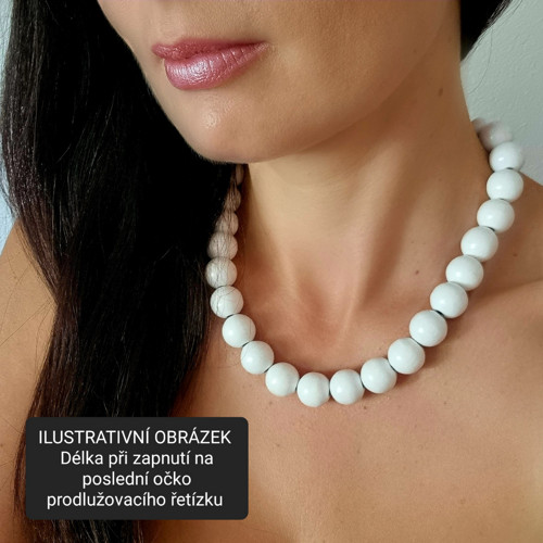 Černé dřevěné korále — foto 3