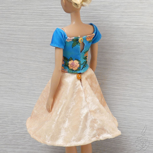 Sukýnka a blůzička pro Barbie — foto 3