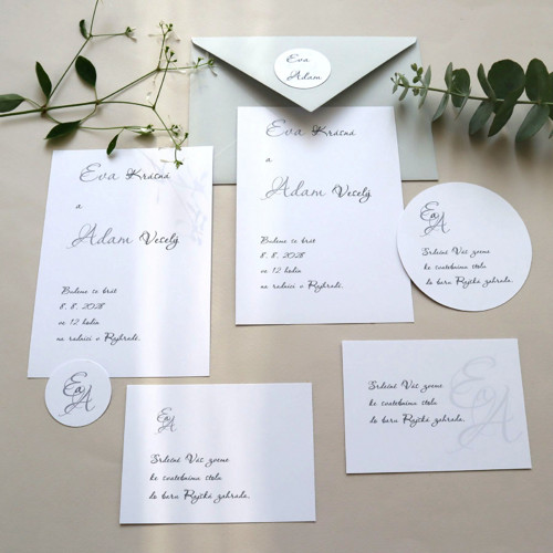 Monogram 2 - šedé oznámení — foto 2