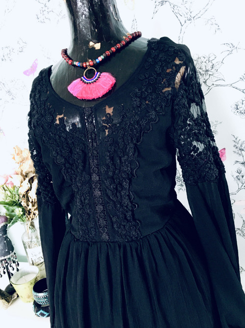 Šaty BOHO BLACK — foto 2