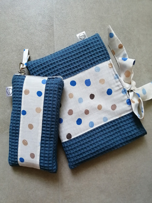 Obal na mobil Blue Dottie — foto 3
