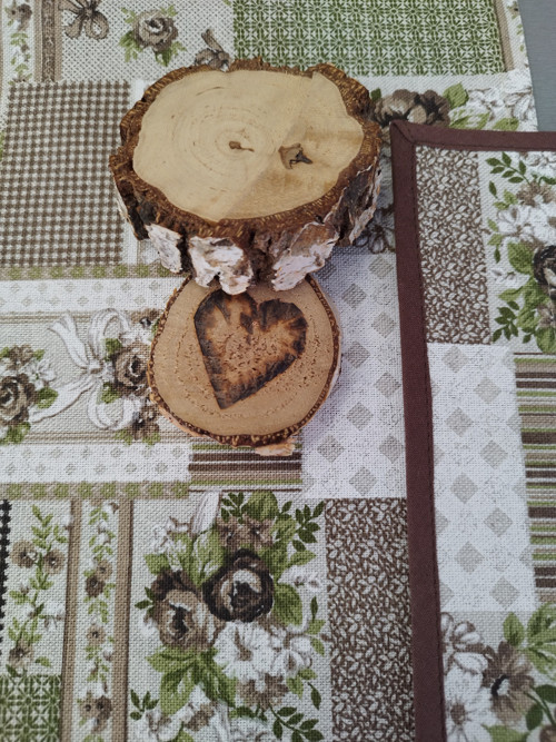 KOMPLET 4x prostírání 1x šerpa HNĚDÝ PATCHWORK — foto 4