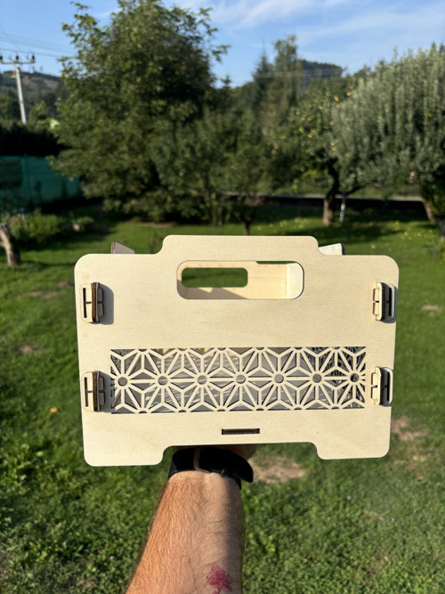 Dekorativní dřevěná přepravka — foto 2