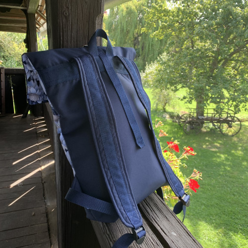 Modré květy s modrou + přední kapsa na zip — foto 3