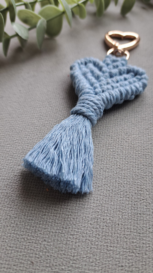 Macrame přívěsek SRDCE -modrá — foto 3