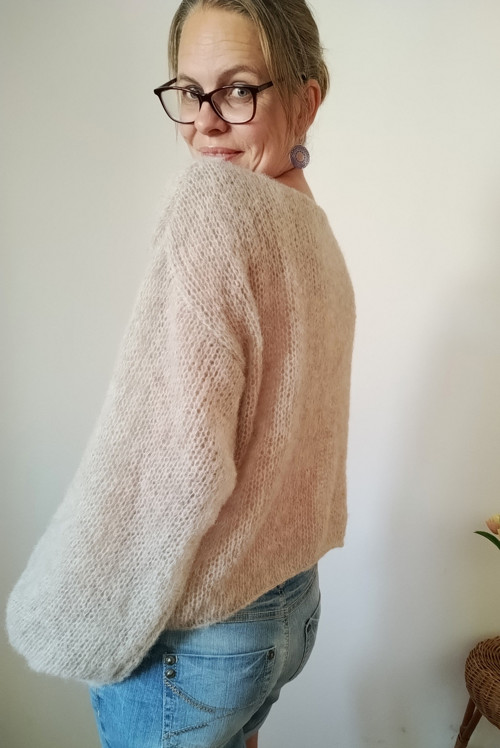 Světle béžový svetr alpaka/hedvábí — foto 2