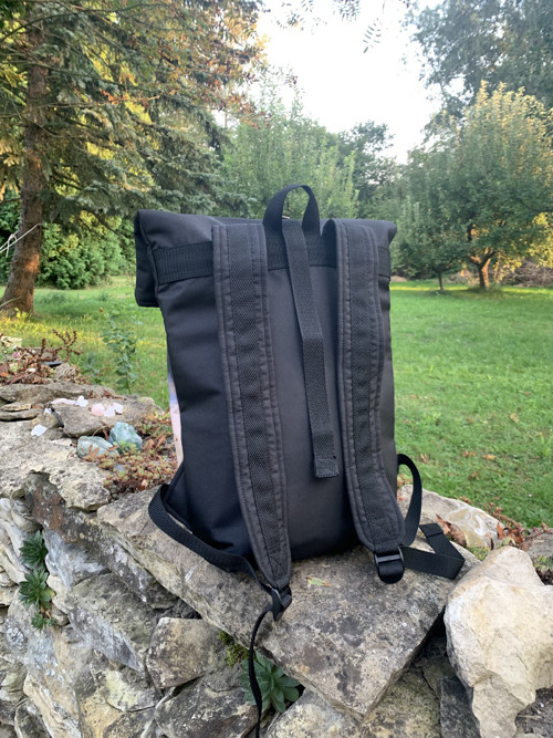 Kůň - rolovací, překlápěcí batoh — foto 4