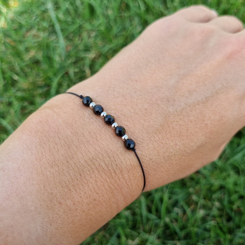 Náramek ONYX šňůrkový 4mm — foto 2