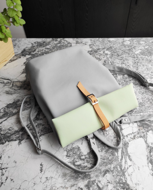 Trinity street backpack šedá s pistáciovou — foto 2