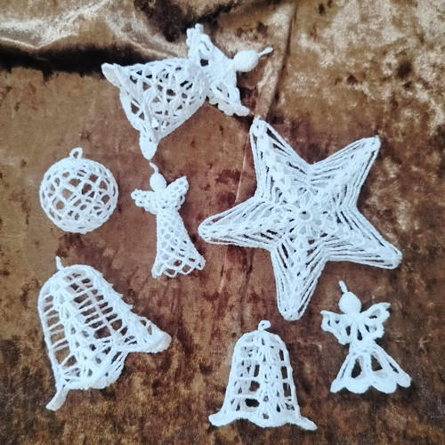 Háčkovaný vánoční zvonek 3D — foto 5