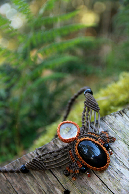 Boho lesní náhrdelník s duhovým obsidiánem — foto 4
