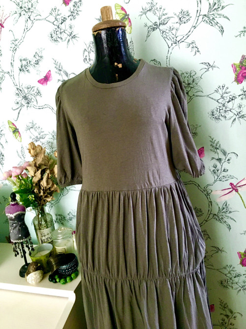 Šaty olivové oversized — foto 2