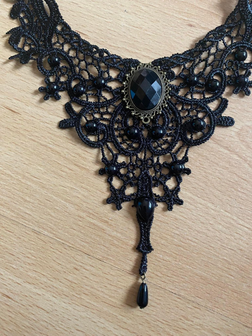 Luxusní krajkový choker — foto 2
