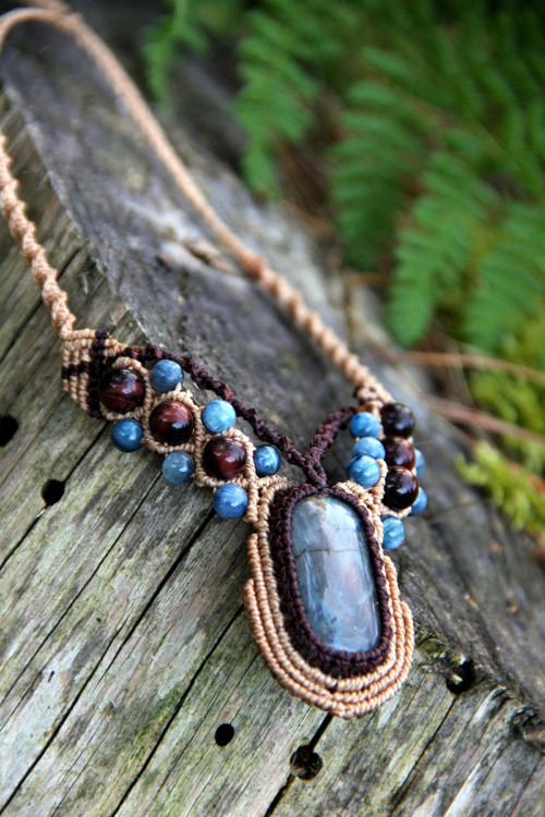Boho náhrdelník s duhovým labradoritem — foto 5