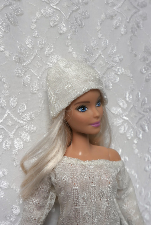 Čepice pro Barbie — foto 2