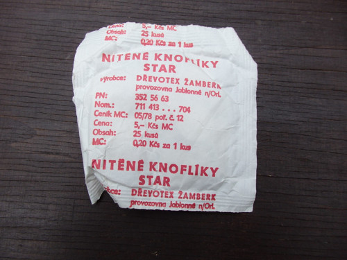 Nitěné knoflíky č. 6 — foto 2