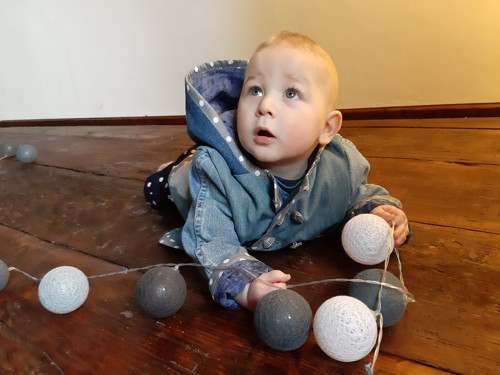 Džínová bunda s kapucí — foto 2