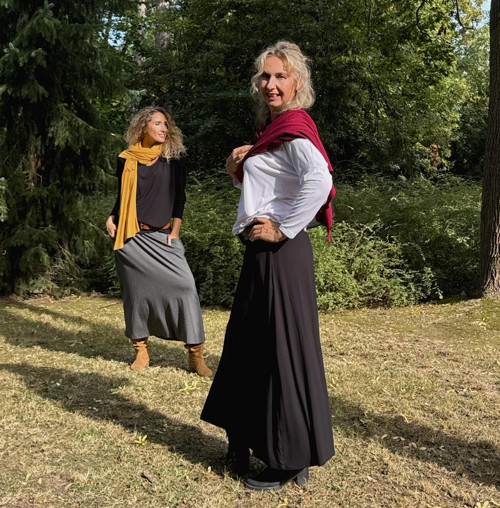 Dlouhá sešívaná šála vínová — foto 2