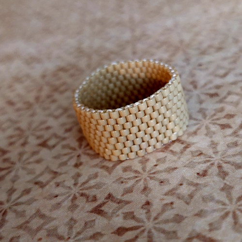 Ringo béžová 61 mm — foto 2