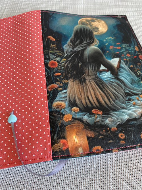 Obal na knihu - Dívka při čtení — foto 2