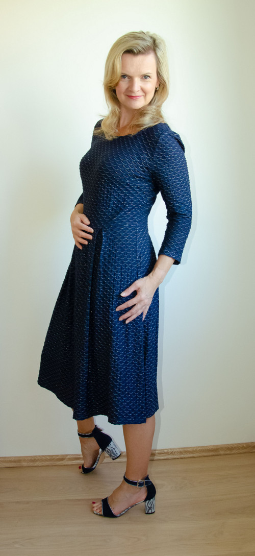 Šaty - Glimmering blue - Vel. 38 — foto 5