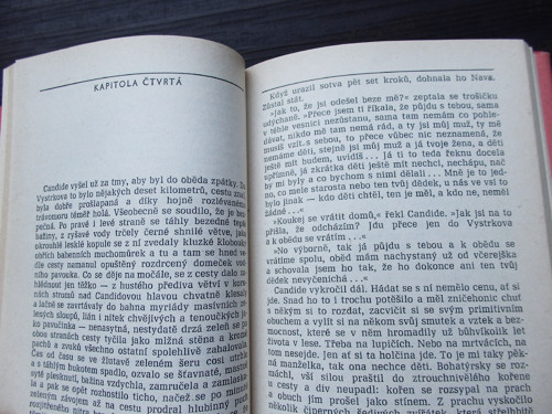 Les, Je těžké být bohem — foto 3