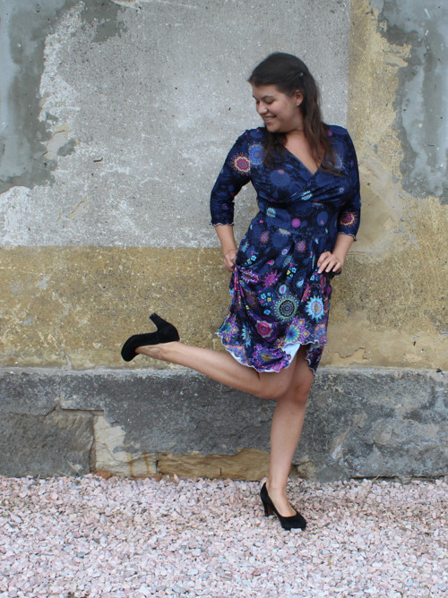 Úpletové šaty Mandaly — foto 6