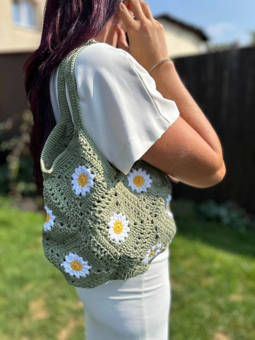 Háčkovaná kabelka Daisy - khaki — foto 3